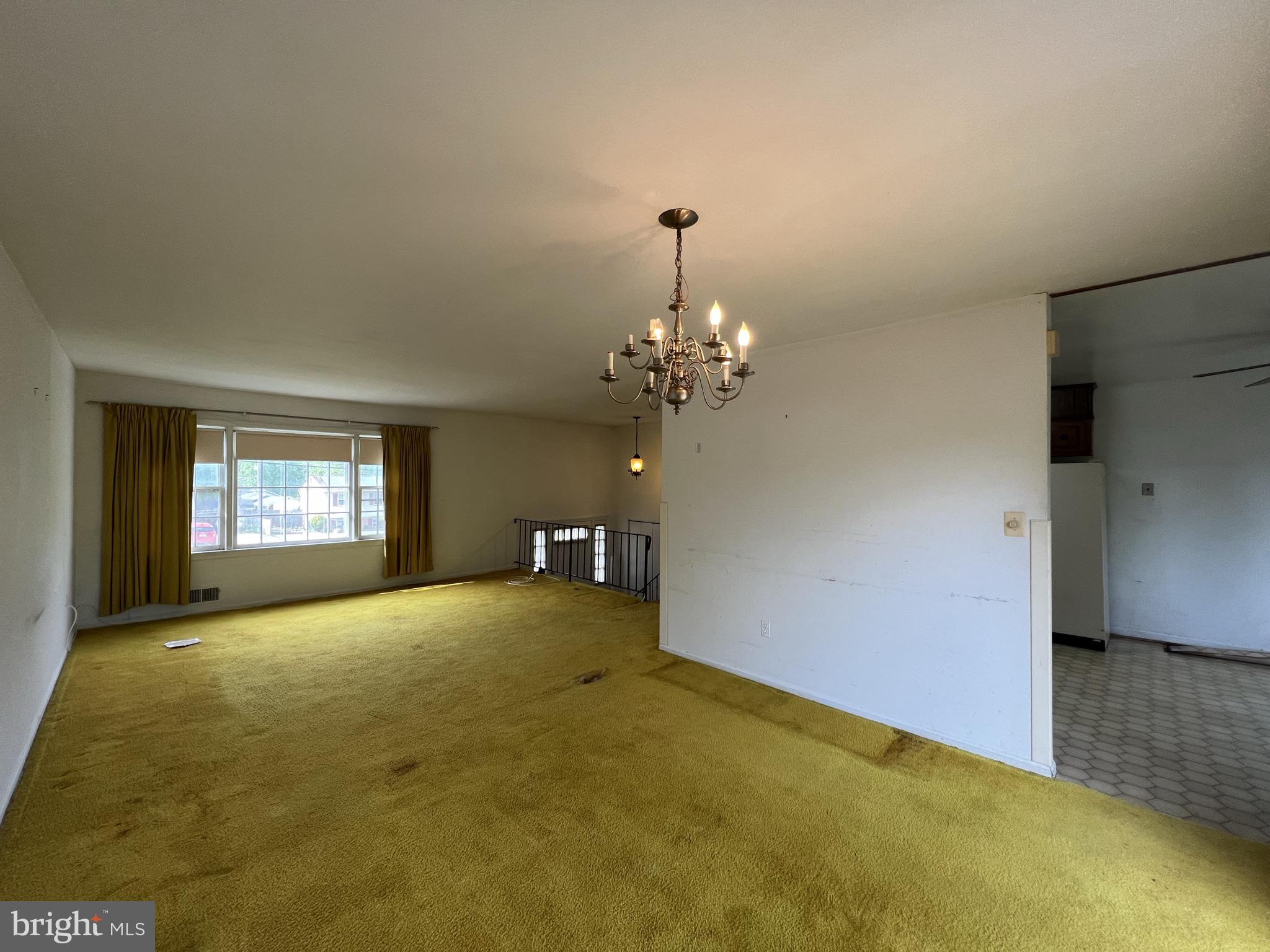 6907 Good Luck Road New Carrollton, MD 20784 - Photo 8 of 50 Dining / Living room