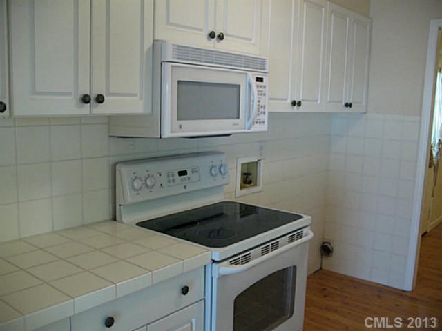 12130 Danby Road Pineville, NC 28134 - Photo 3 of 16
