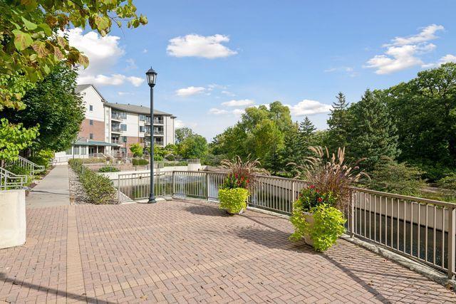 5225 Grandview Square, Unit 313 Edina, MN 55436 - Photo 23 of 37