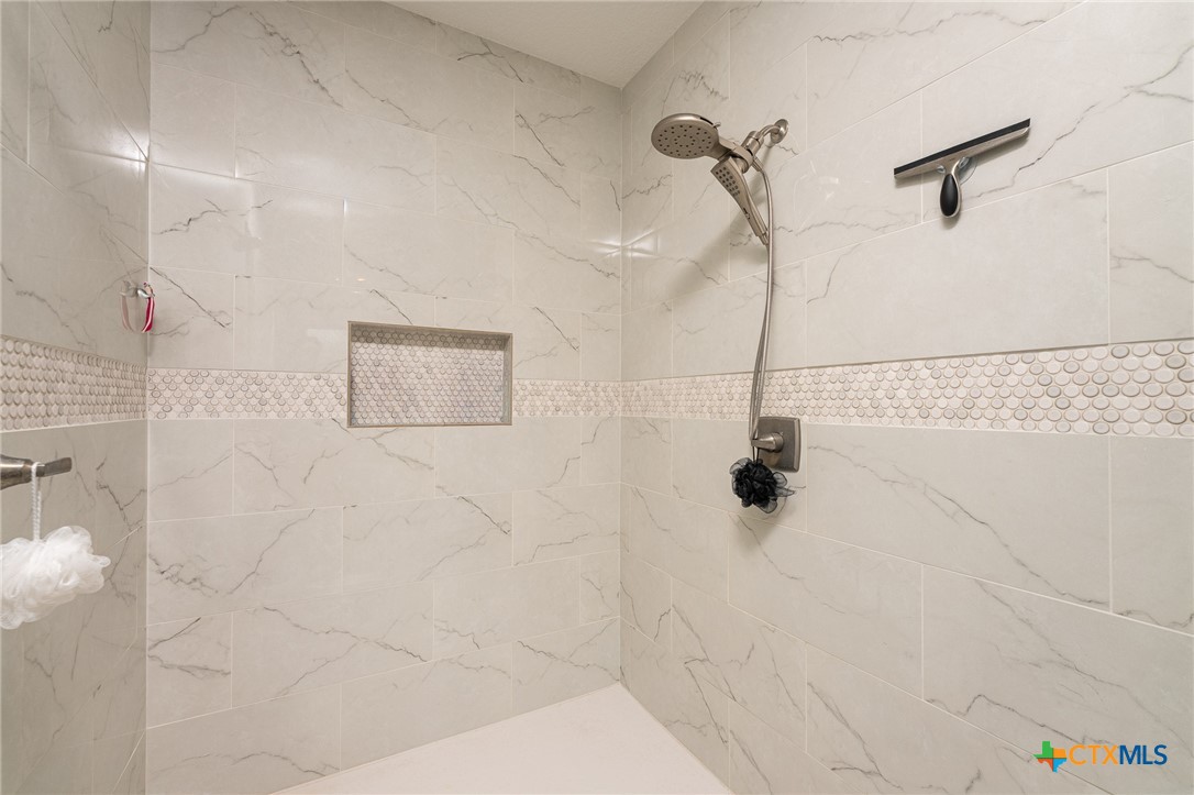 1001 County Road 3152 Kempner, TX 76539 - Photo 21 of 47