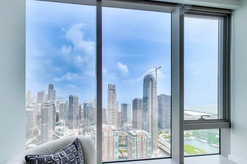 $1,650,000 | 363 East Wacker Drive, Unit 5105, Chicago, IL 60601