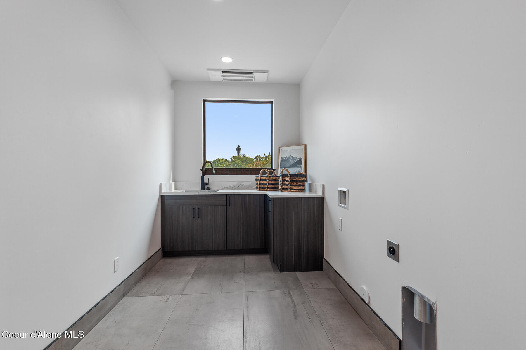 2027 East Mullan Avenue Coeur D'Alene, ID 83814 - Photo 29 of 37 2027EMullanAve-28