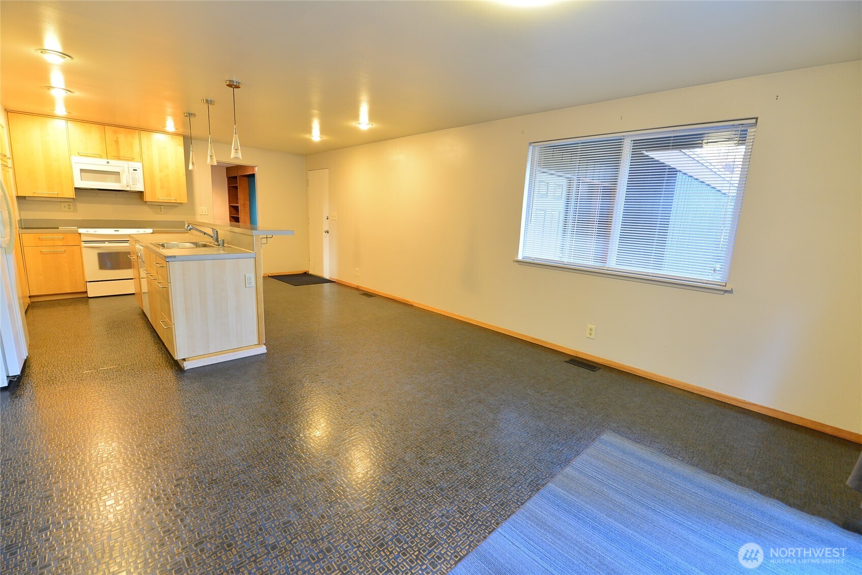 2228 Merchant Way Everett, WA 98208 - Photo 13 of 24