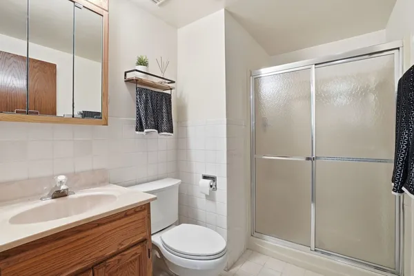 $469,990 | 9S315 Cumnor Road, Downers Grove, IL 60516