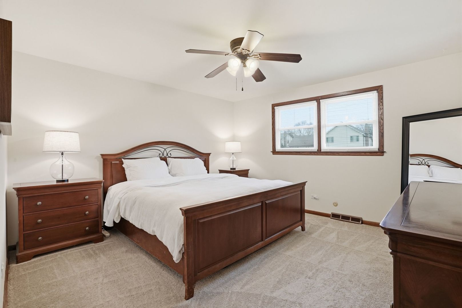 9S315 Cumnor Road Downers Grove, IL 60516 - Photo 14 of 26