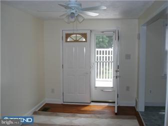 112 Branford Road Darby, PA 19023 - Photo 3 of 12 Gallery Image 3