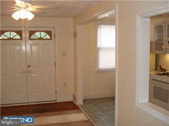 112 Branford Road Darby, PA 19023 - Photo 4 of 12 Gallery Image 4