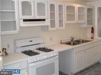 112 Branford Road Darby, PA 19023 - Photo 5 of 12 Kitchen