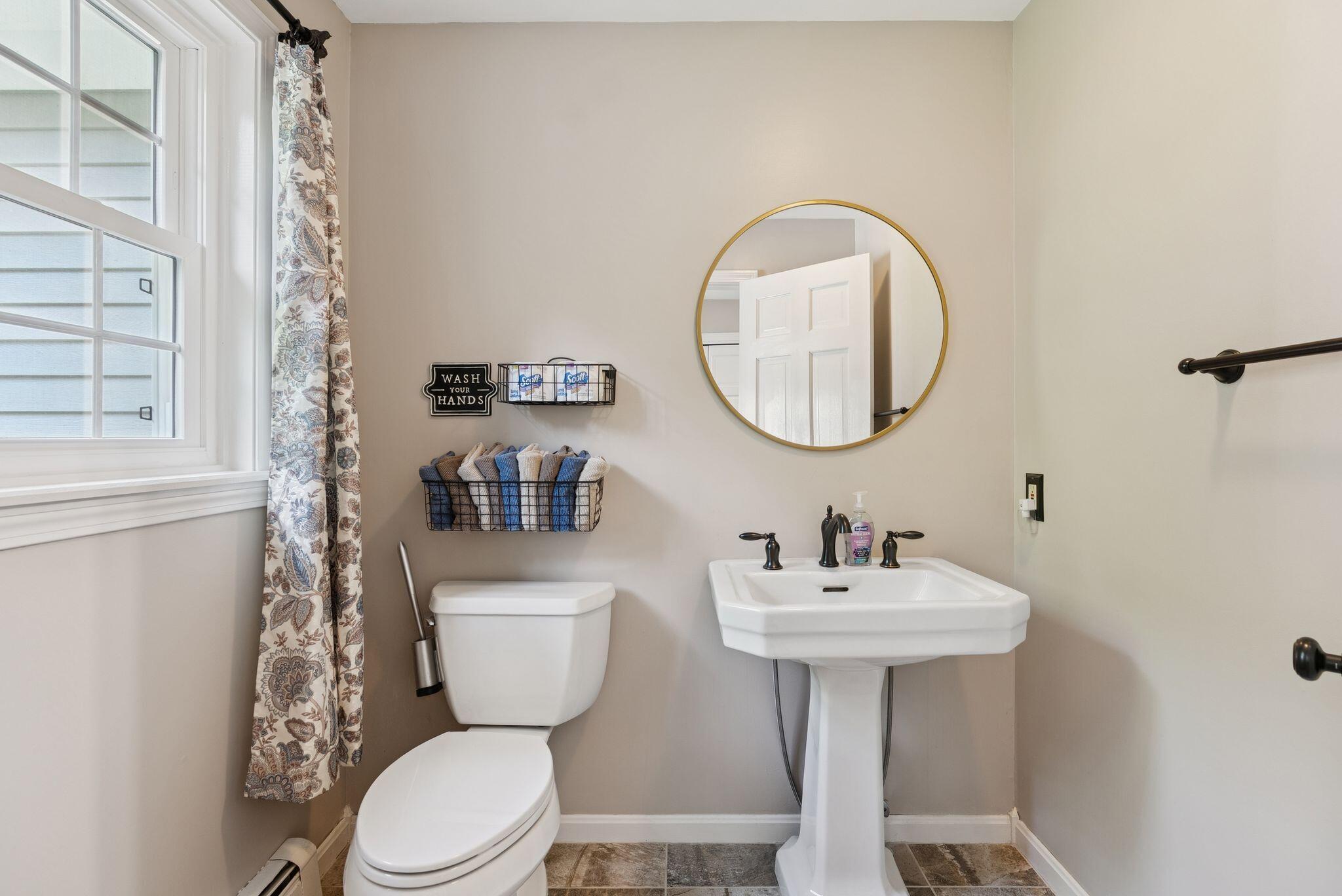 10 Herrick Road Gorham, ME 04038 - Photo 5 of 72 28_DSC00915