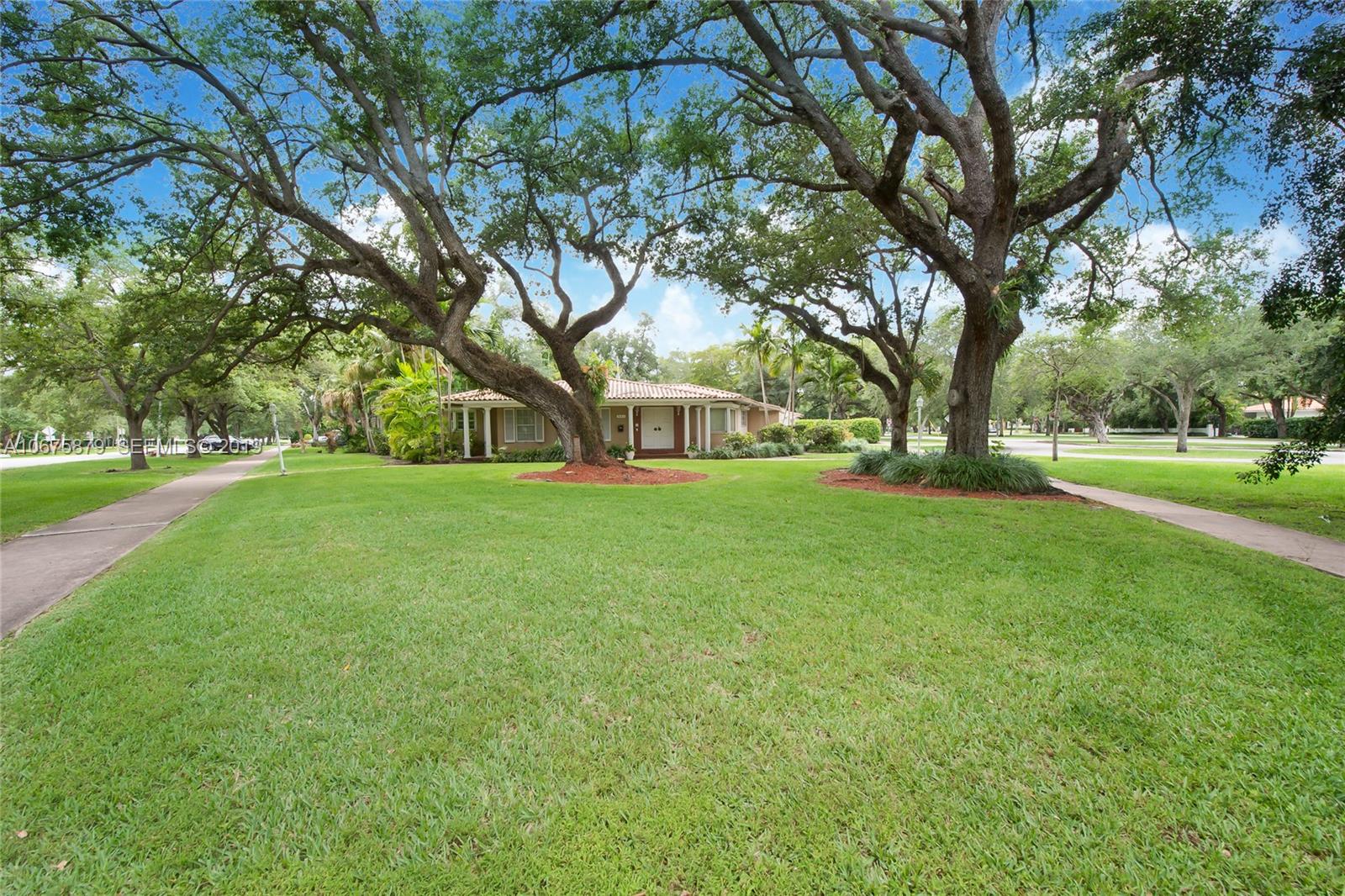 901 Hardee Road Coral Gables, FL 33146 - Photo 2 of 28 Gallery Image 2