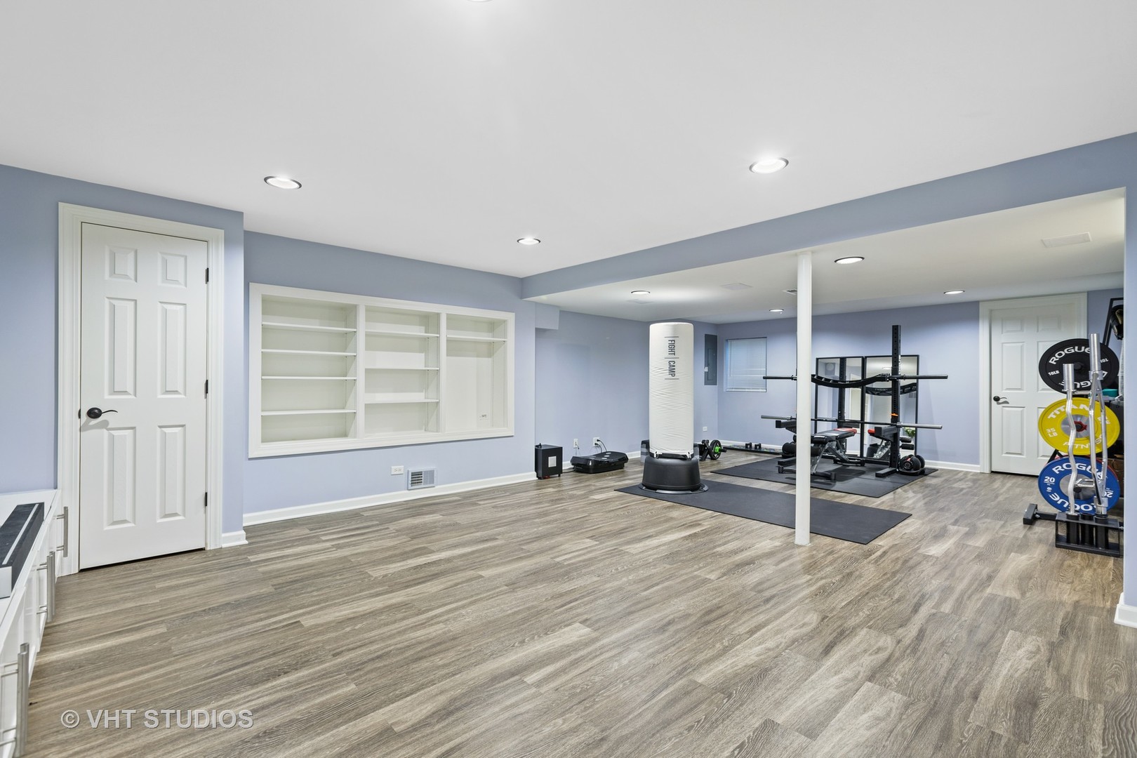 470 Long Hill Road Gurnee, IL 60031 - Photo 28 of 32 a view of a room with gym equipment and a window