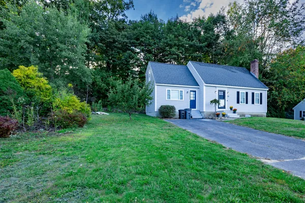 $418,000 | 25 Bear Hill Road, Gardner, MA 01440