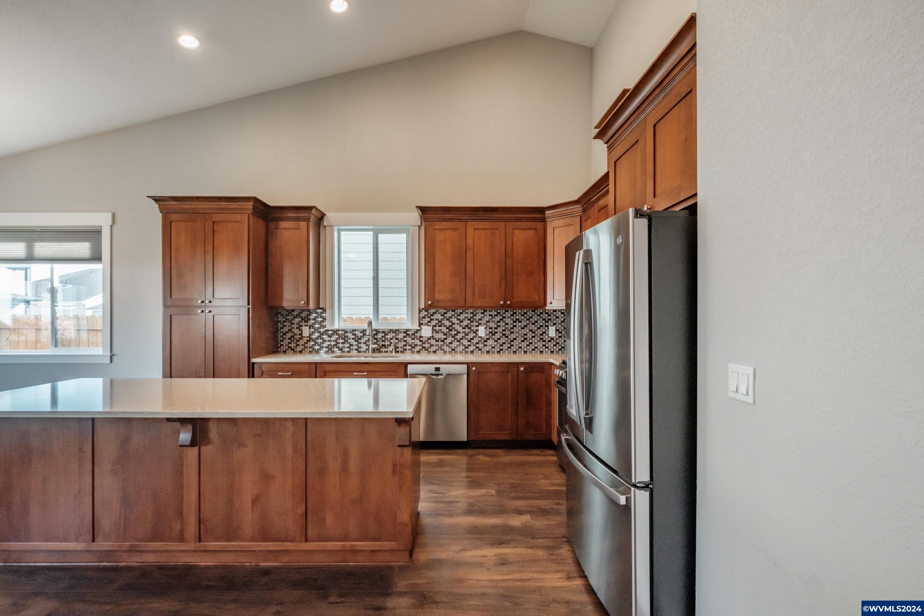 1082 Chestnut Street Independence, OR 97351 - Photo 11 of 37 Gallery Image 11