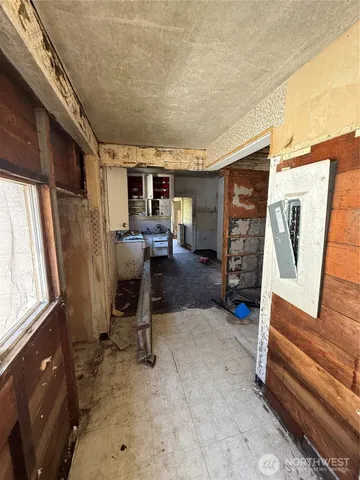 a view of a storage & utility room