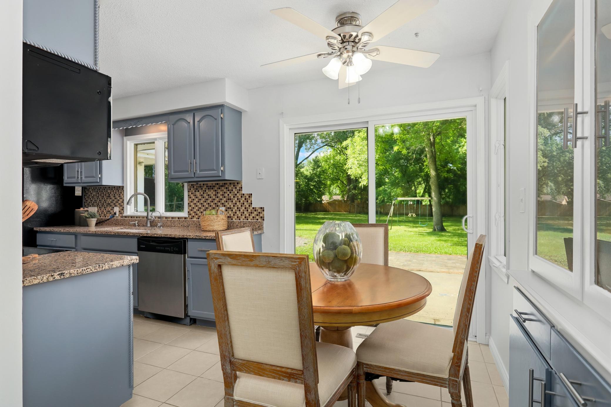 8609 West River Road Brooklyn Park, MN 55444 - Photo 6 of 25