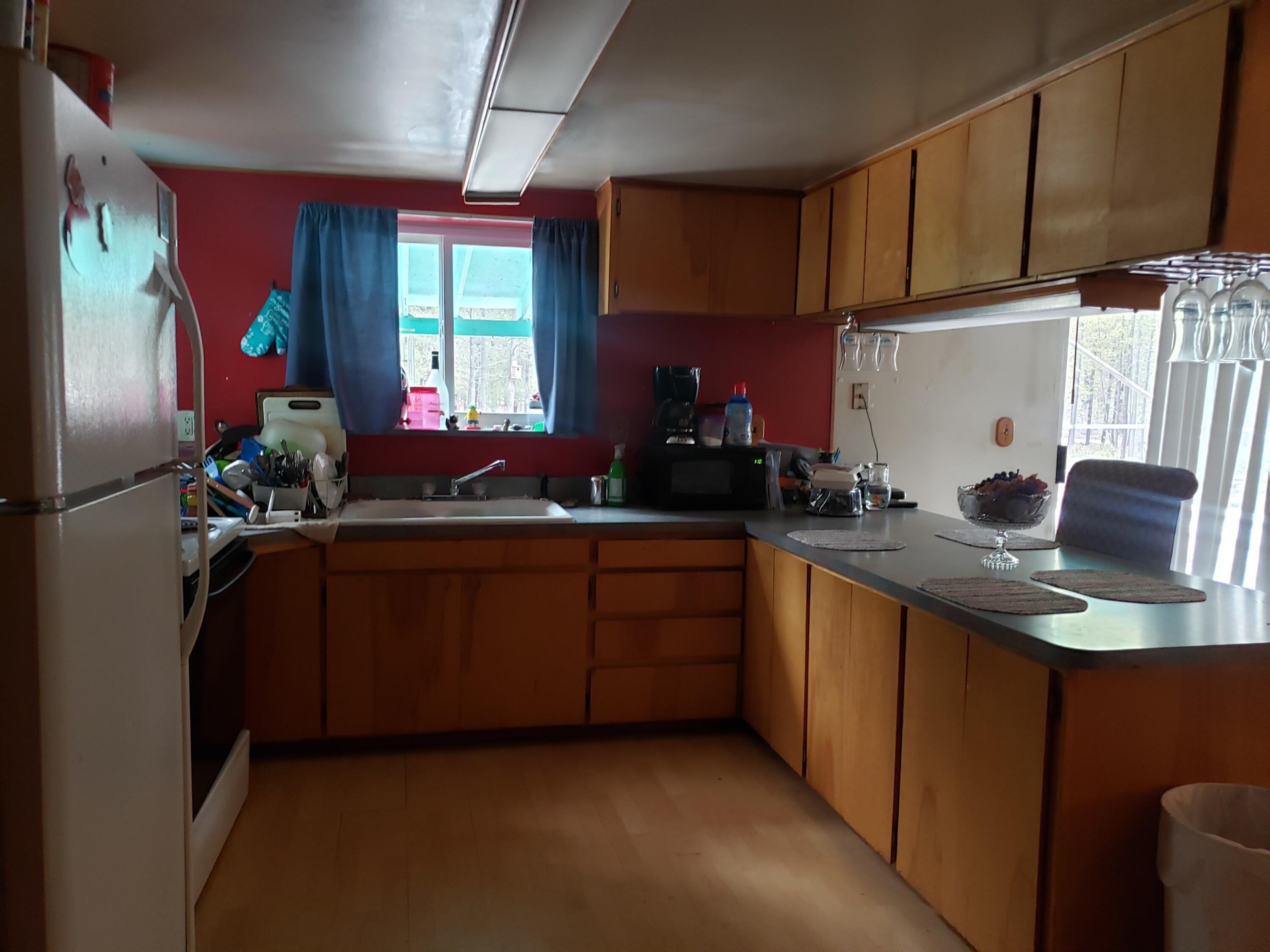 147341 Gracies Road Gilchrist, OR 97737 - Photo 12 of 21 Kitchen C