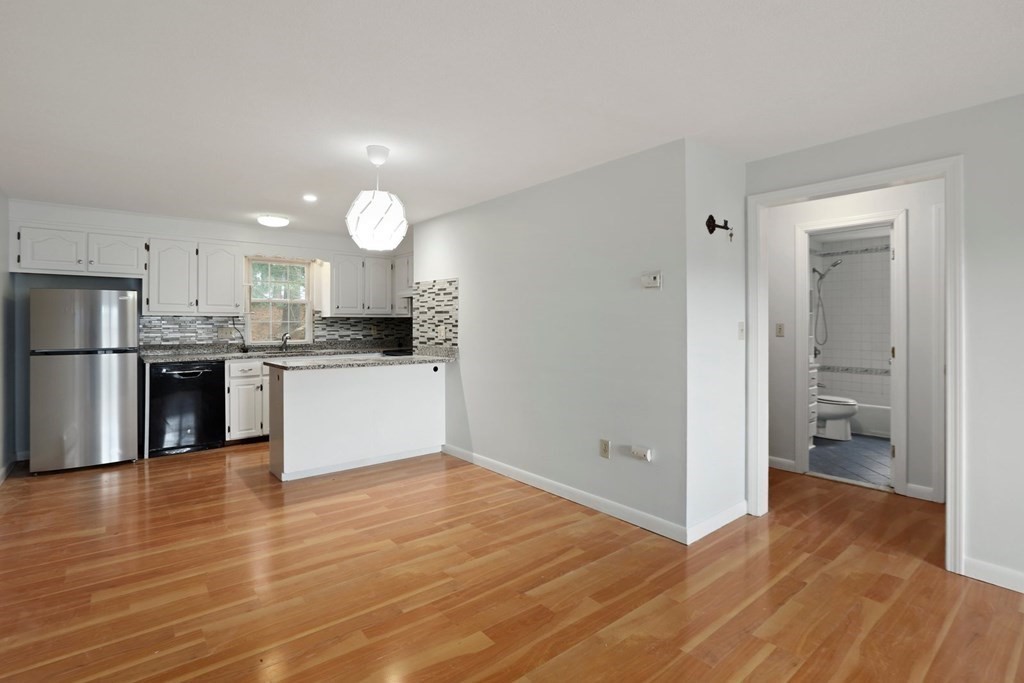 3 Drummer Road, Unit B4 Acton, MA 01720 - Photo 4 of 19 Gallery Image 4