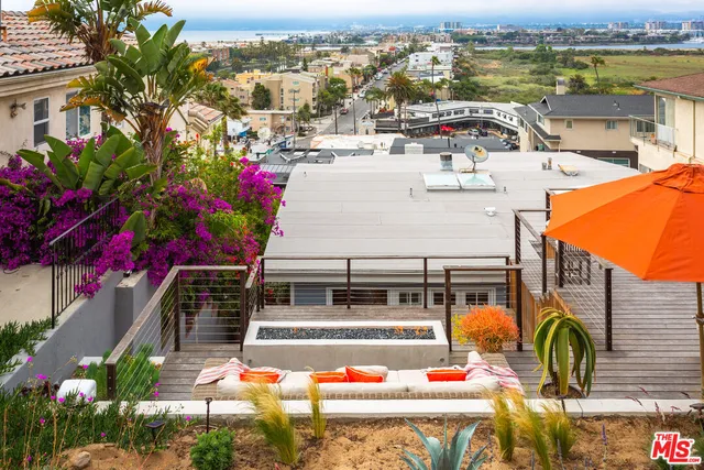 $12,000 | 218 Montreal Street, Playa del Rey, CA 90293