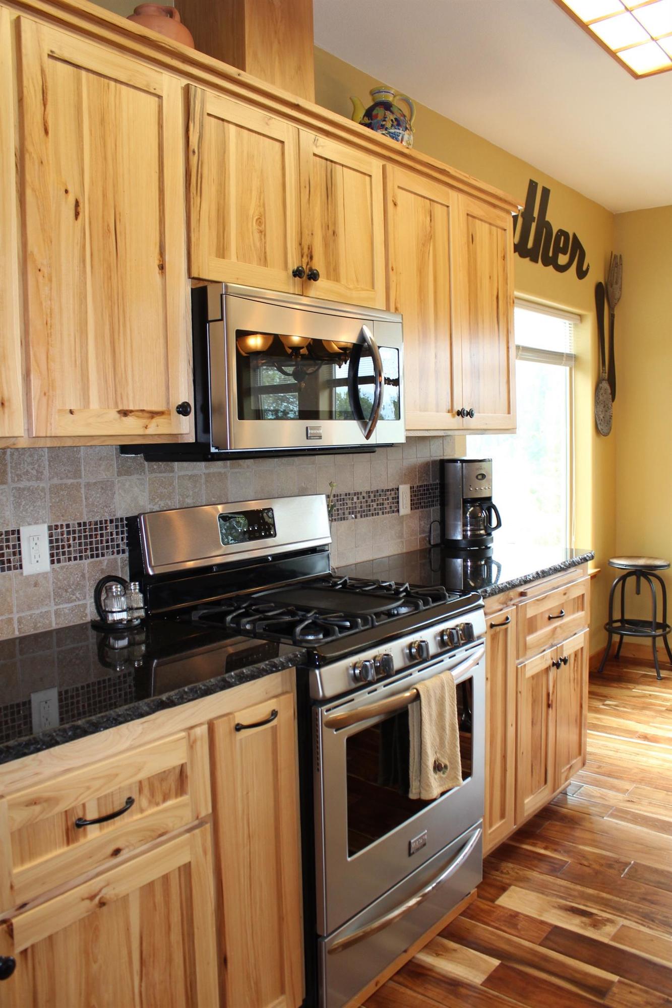 9868 Kestrel Road Klamath Falls, OR 97601 - Photo 11 of 35 Additional Photo
