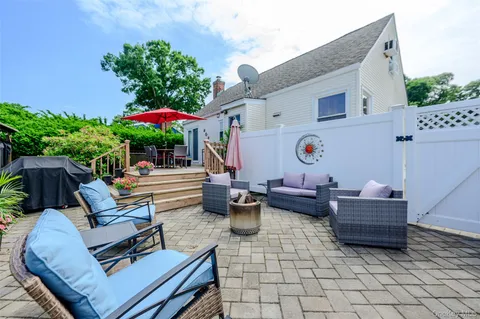 $749,000 | 26 Rhode Avenue, Merrick, NY 11566