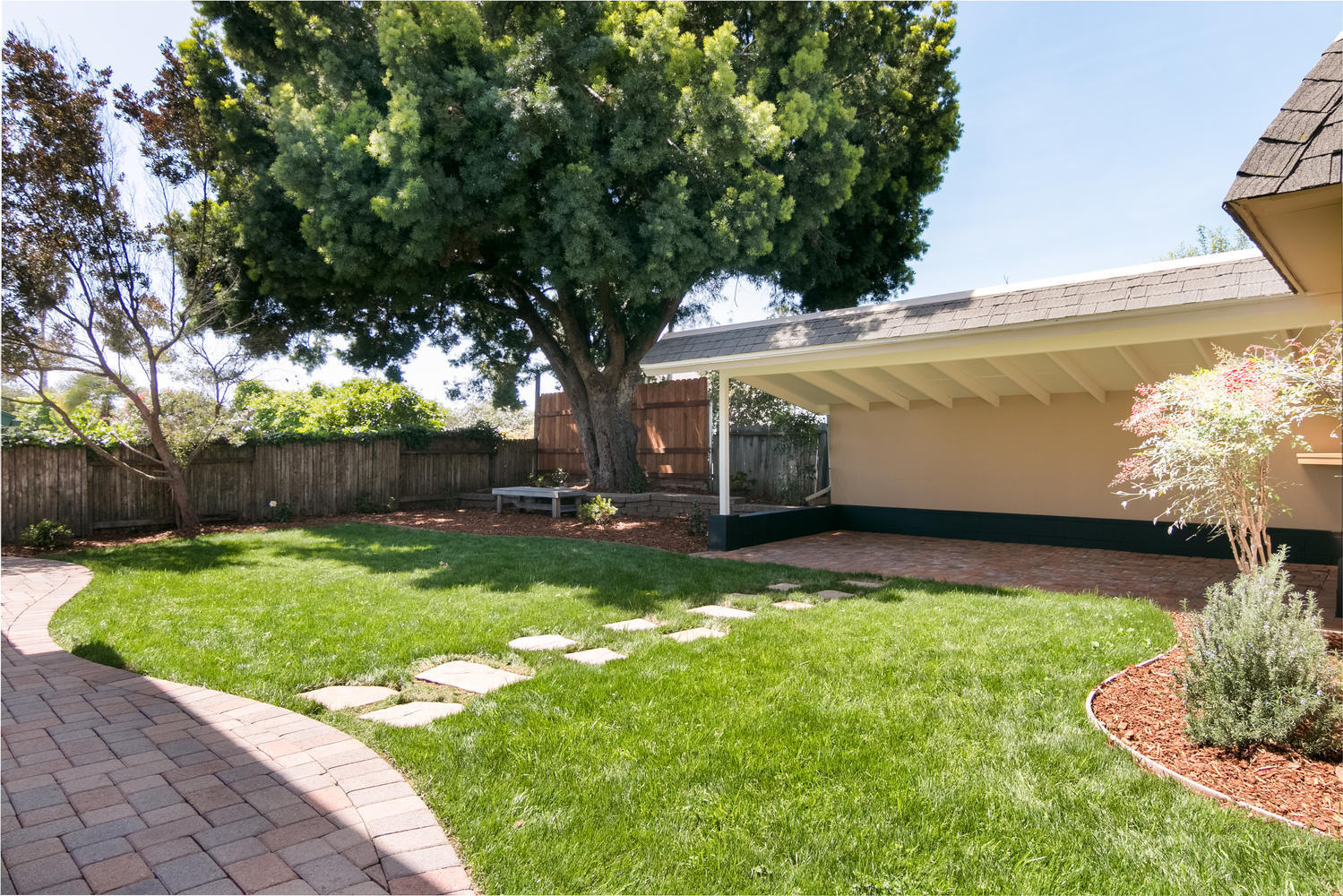 1375 Santa Monica Road Carpinteria, CA 93013 - Photo 18 of 24 Rear yard