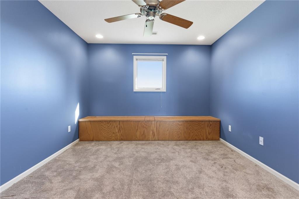 4213 Northeast Kennesaw Ridge Lee's Summit, MO 64064 - Photo 20 of 39