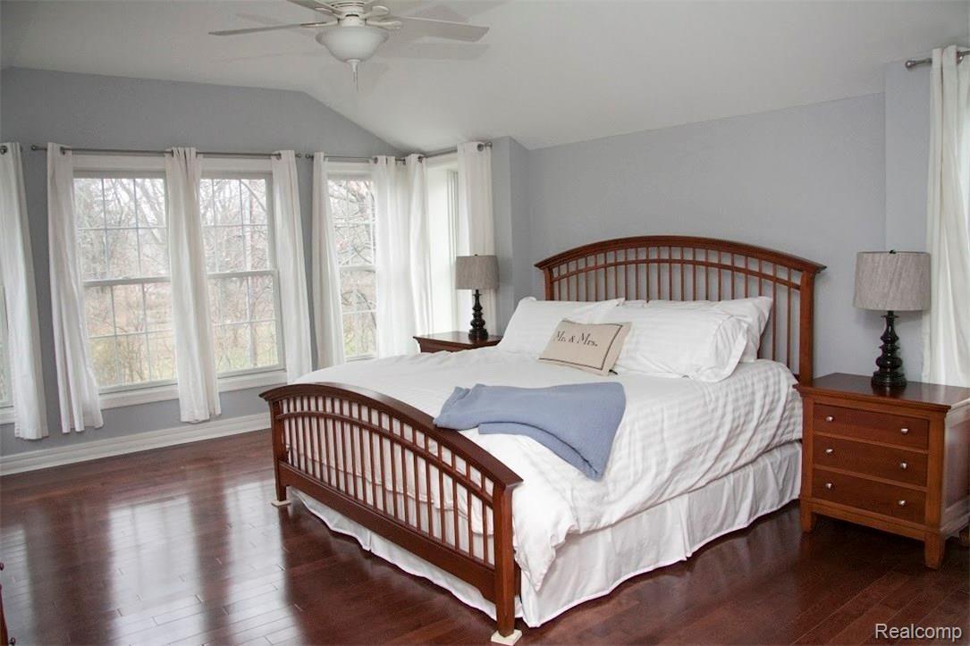 1331 Oak Street Rochester, MI 48307 - Photo 21 of 39 br1.jpg