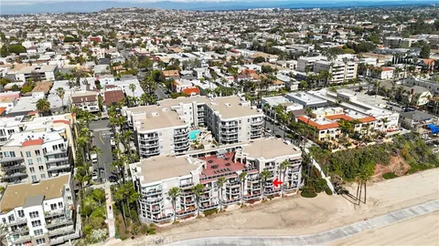 $1,490,000 | 1500 East Ocean Boulevard, Unit 206, Long Beach, CA 90802