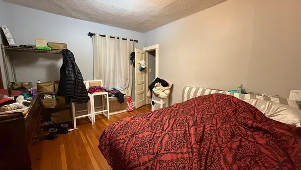 $759,900 | 70 Vale Street, Worcester, MA 01604