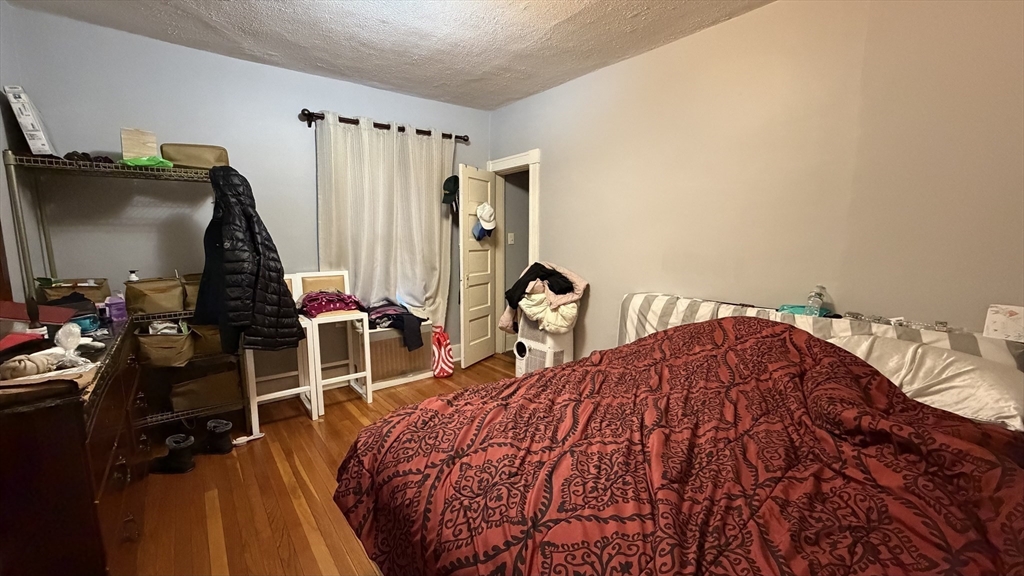 70 Vale Street Worcester, MA 01604 - Photo 11 of 28