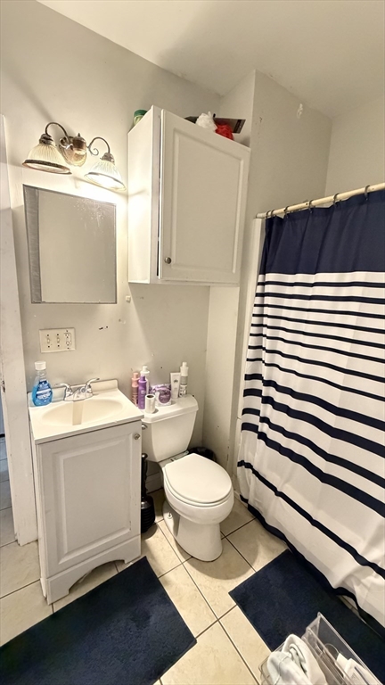 70 Vale Street Worcester, MA 01604 - Photo 13 of 28