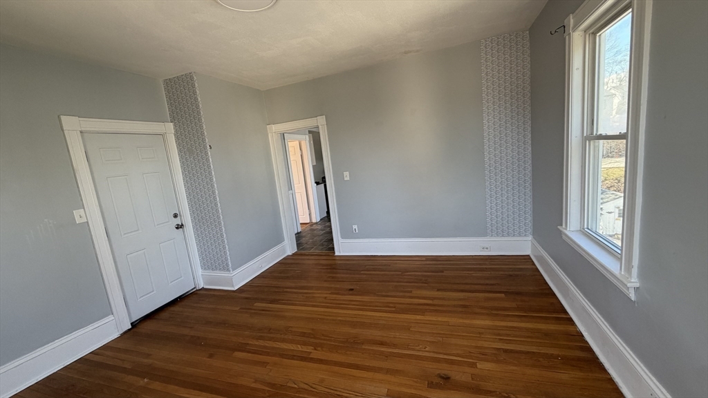 70 Vale Street Worcester, MA 01604 - Photo 20 of 28