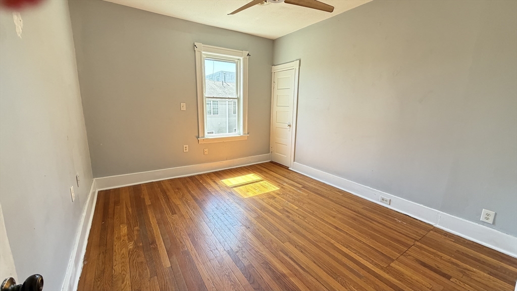 70 Vale Street Worcester, MA 01604 - Photo 23 of 28