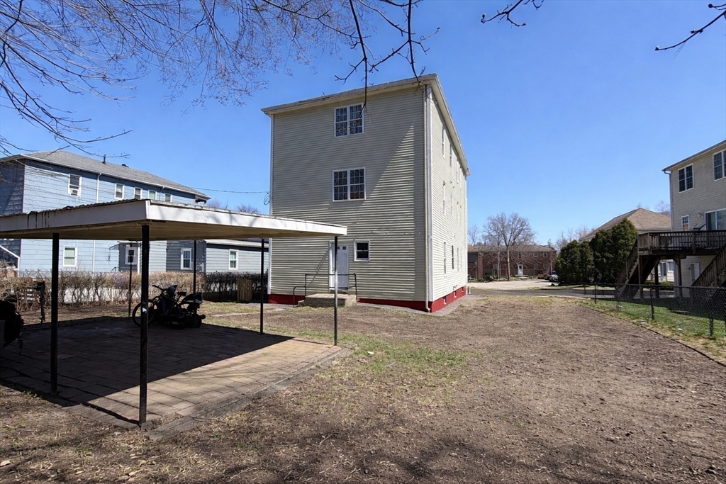 70 Vale Street Worcester, MA 01604 - Photo 27 of 28