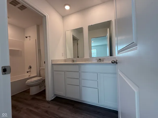 $319,900 | 11307 North Greenthread Drive, Monrovia, IN 46157