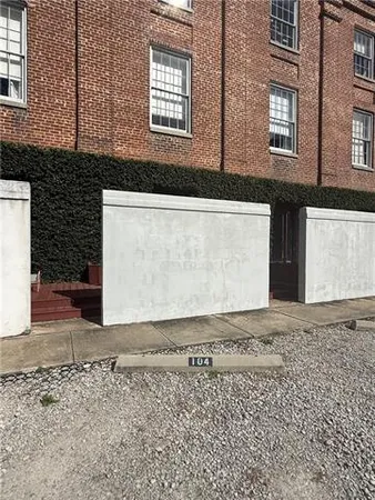 $1,500 | 709 Jackson Avenue, Unit 104, New Orleans, LA 70130