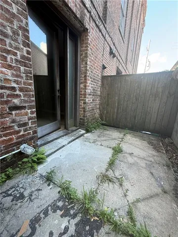 $1,500 | 709 Jackson Avenue, Unit 104, New Orleans, LA 70130
