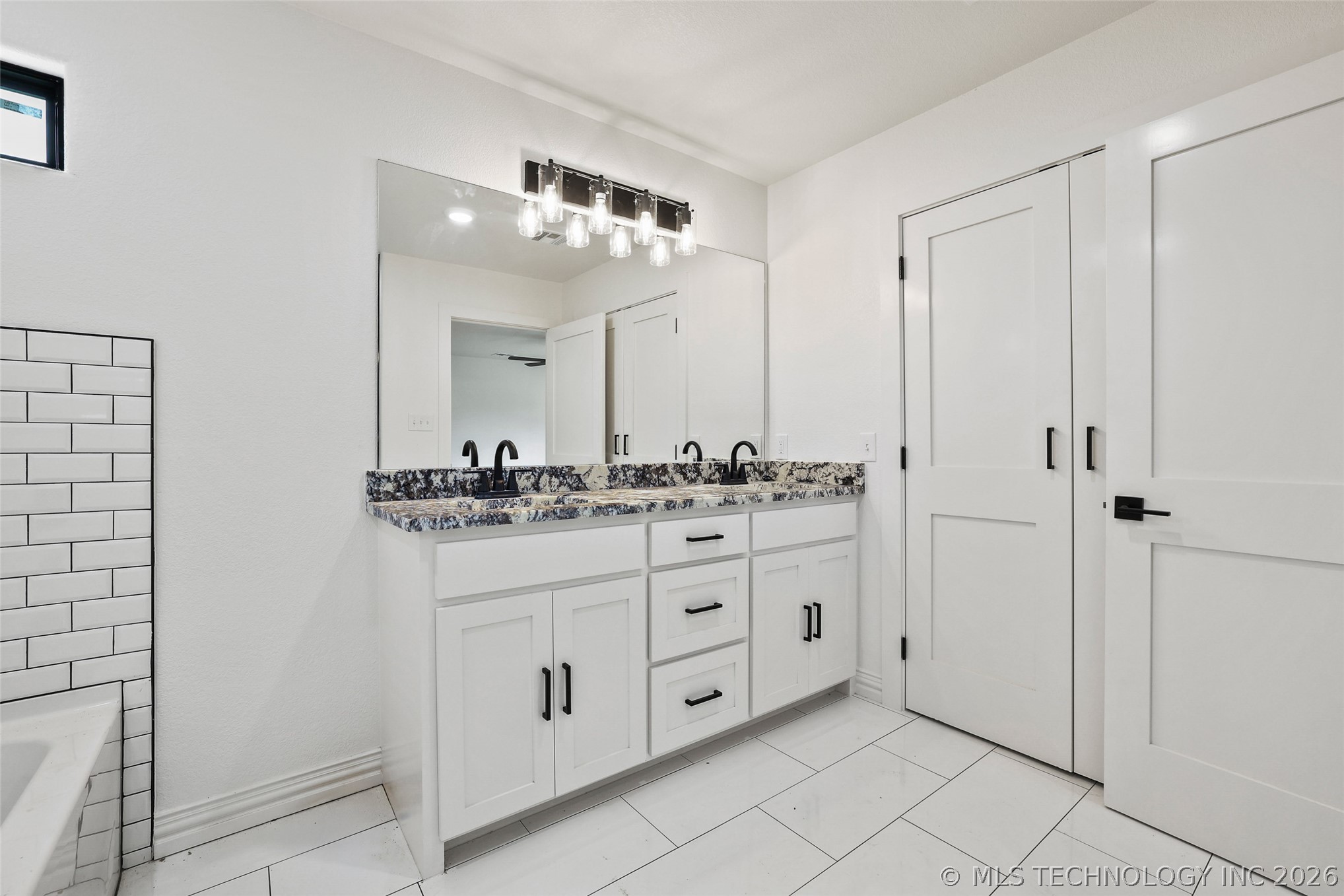 6915 Sims Road Colbert, OK 74733 - Photo 7 of 26 Gallery Image 7