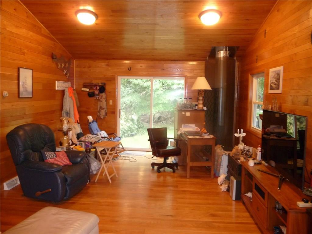 596 Devils Den Road Burgettstown, PA 15021 - Photo 2 of 24