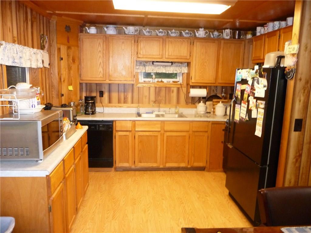 596 Devils Den Road Burgettstown, PA 15021 - Photo 14 of 24