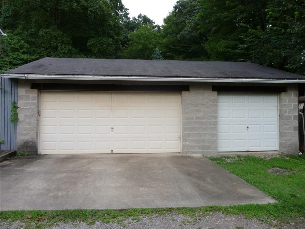 596 Devils Den Road Burgettstown, PA 15021 - Photo 5 of 24