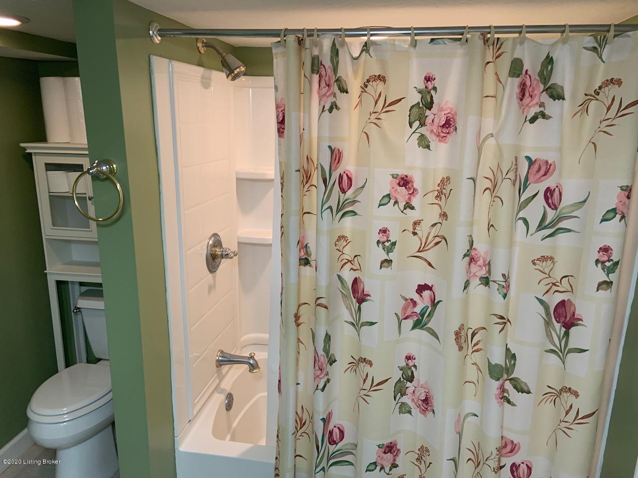 9905 3rd Street Road Louisville, KY 40272 - Photo 12 of 16 IMG_1143