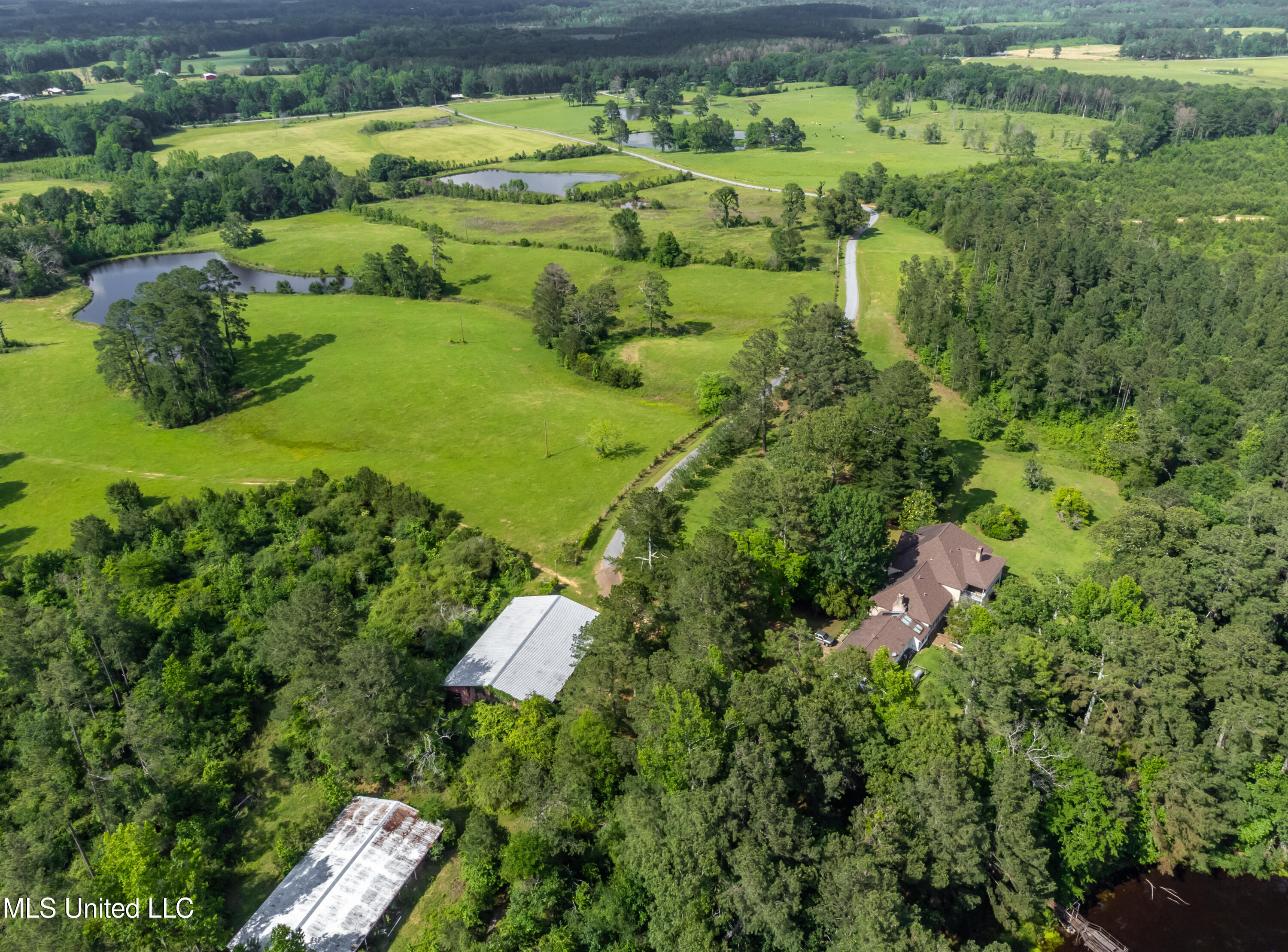 601 Scr 64a Mize, MS 39116 - Photo 89 of 100 601 CR 64A drone-32