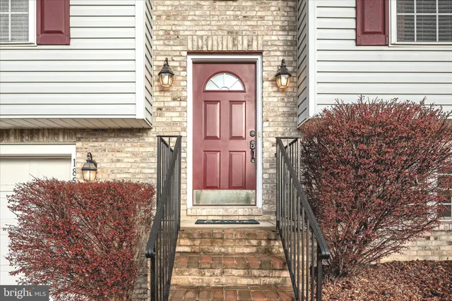 $315,000 | 185 Ford Circle, Inwood, WV 25428