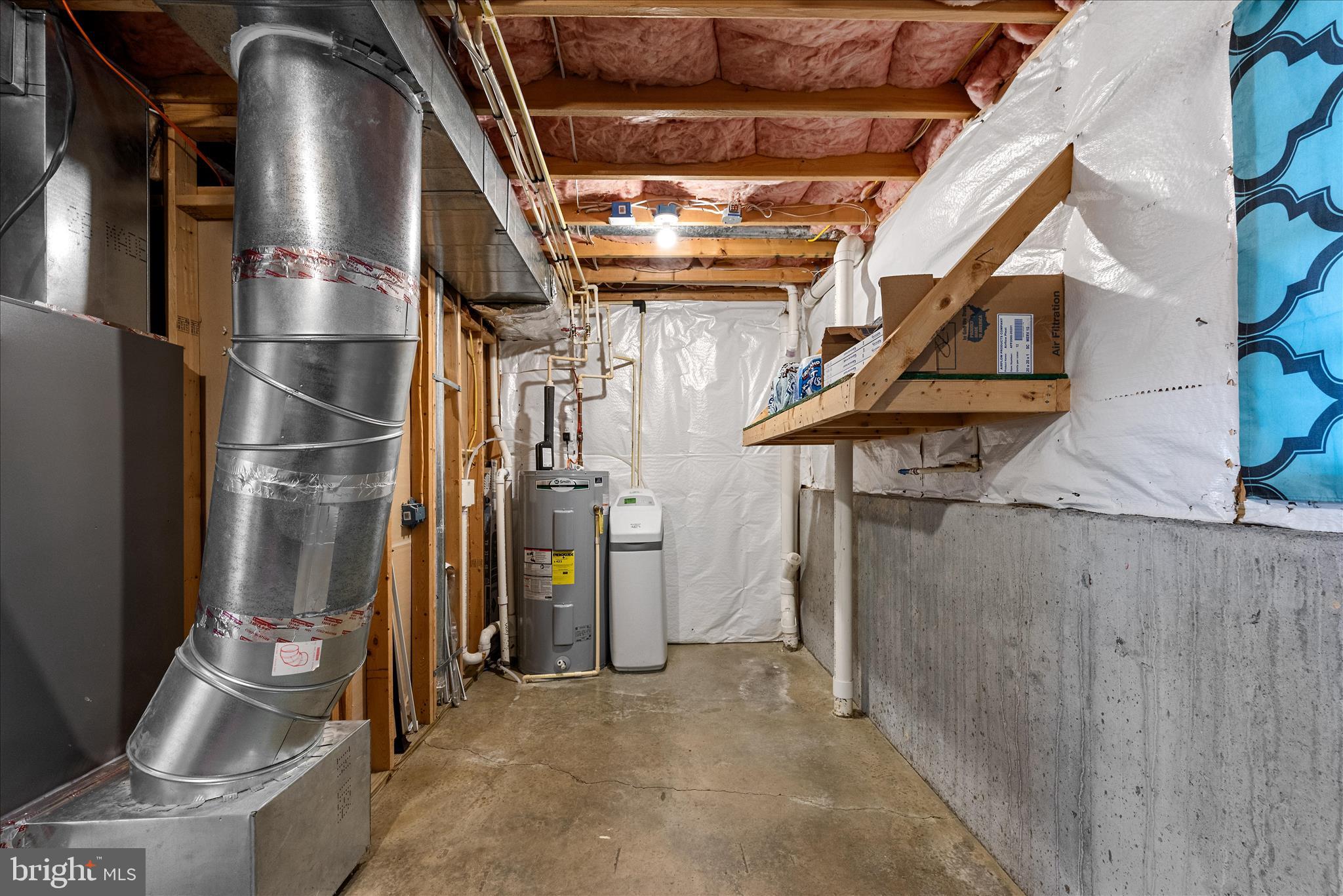 185 Ford Circle Inwood, WV 25428 - Photo 23 of 36 Utility Room