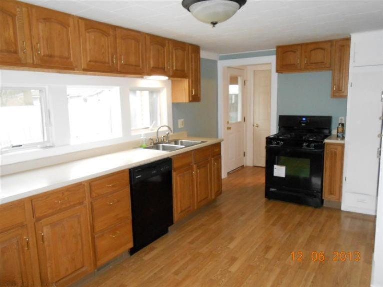 1737 Shettler Road Muskegon, MI 49444 - Photo 2 of 8 Additional Photo
