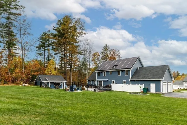 $899,000 | 80 West Townsend Road, Lunenburg, MA 01462