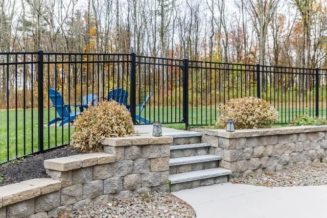 $950,000 | 80 West Townsend Road, Lunenburg, MA 01462