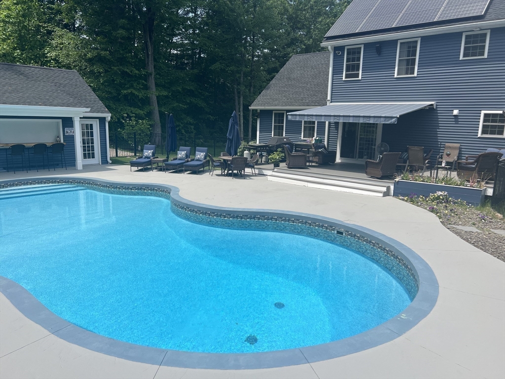 80 West Townsend Road Lunenburg, MA 01462 - Photo 4 of 40 Gallery Image 4