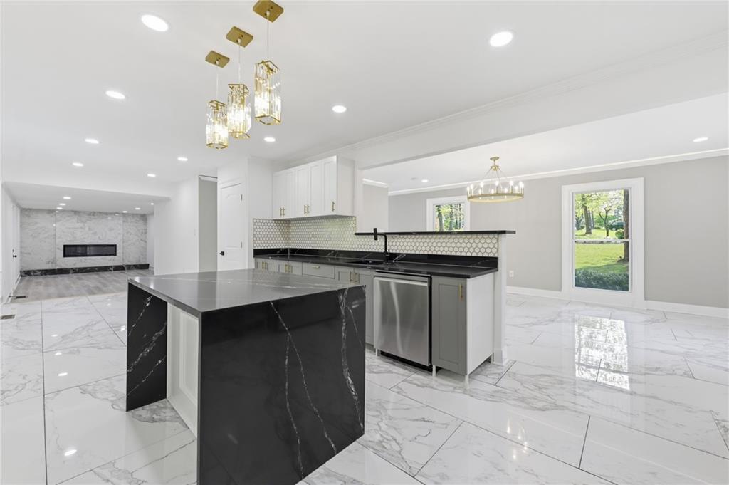 4113 Radcliffe Court Decatur, GA 30034 - Photo 12 of 43